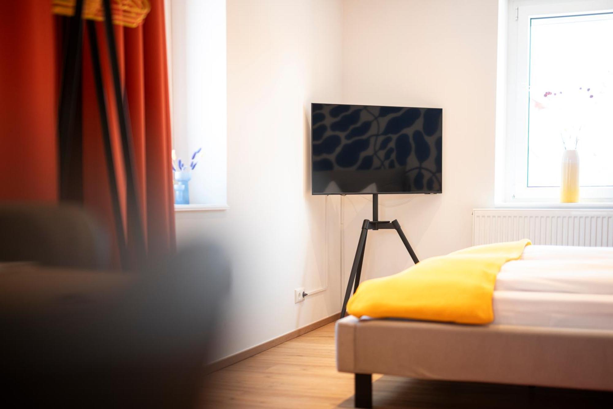 Bunter Hund Apartments - Zentrales Apartment, Parkplatz, Wintergarten, Kinderzimmer Rothenburg ob der Tauber Extérieur photo