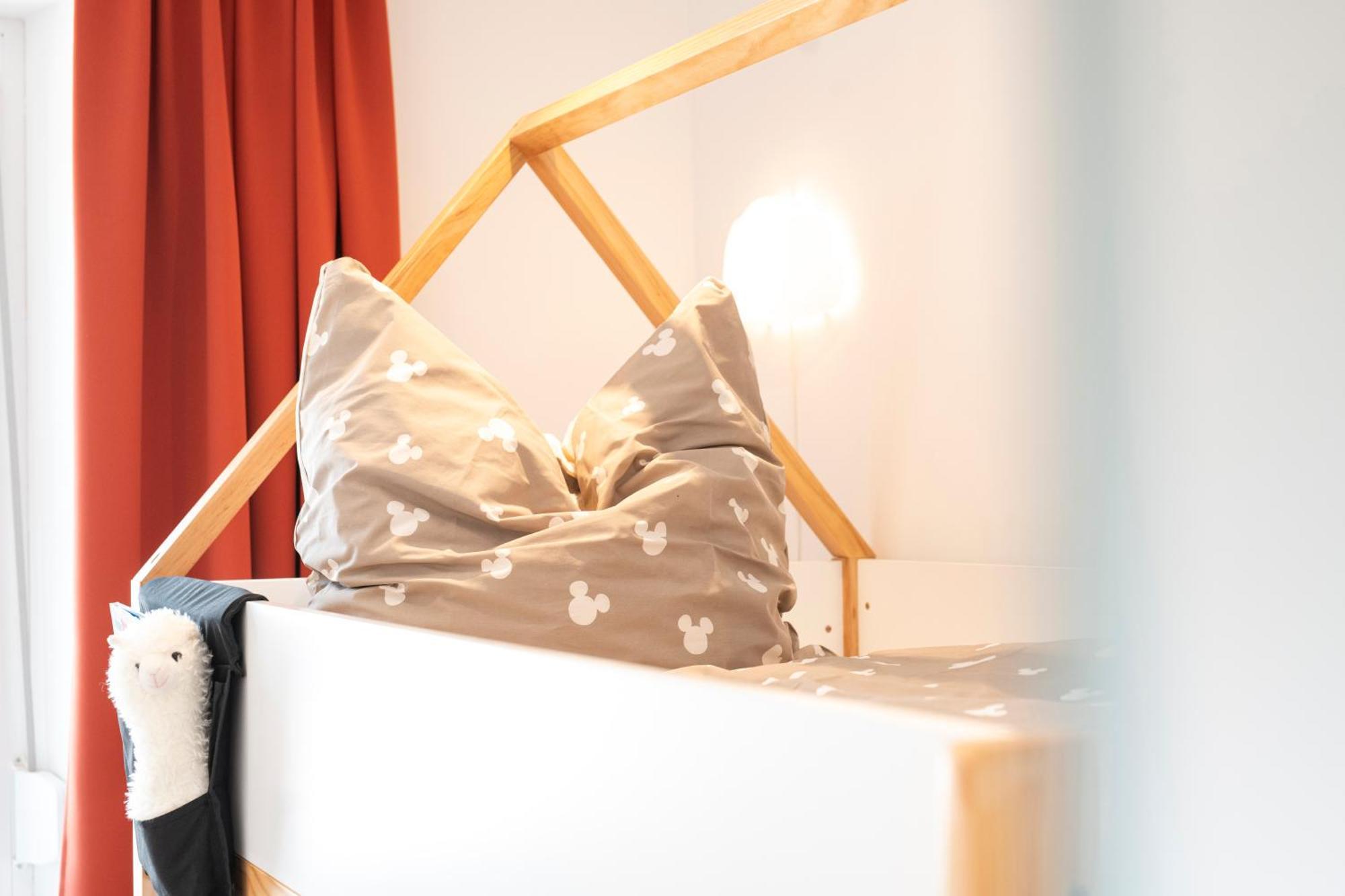 Bunter Hund Apartments - Zentrales Apartment, Parkplatz, Wintergarten, Kinderzimmer Rothenburg ob der Tauber Extérieur photo